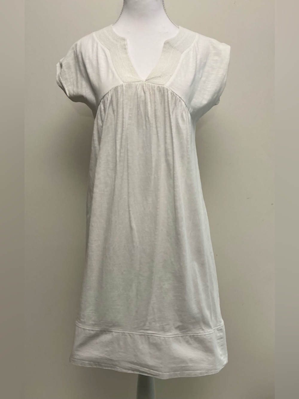 ALPHA Classic White Women’s Swim Coverup Tunic